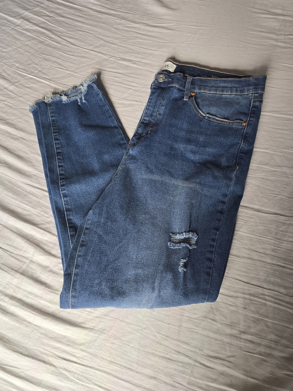 women’s new york & company distressed skinny jeans size 14